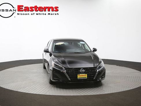 Used 2023 Nissan Altima 2.5 SV w/ SV Premium Package FWD image 54