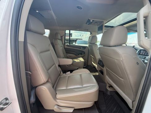 Used 2017 Chevrolet Suburban Premier AWD/4WD image 23