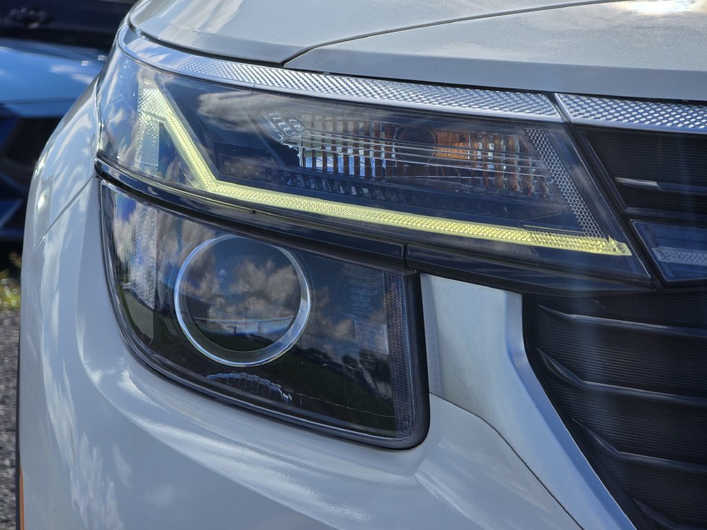 Used 2024 Kia Seltos EX AWD/4WD image 10