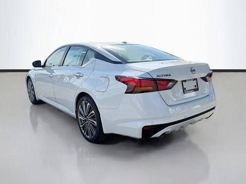 New 2025 Nissan Altima 2.5 SL image 6
