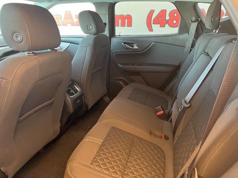 Used 2019 Chevrolet Blazer LT image 8
