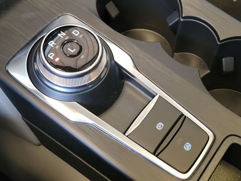 New 2024 Ford Escape SE w/ PHEV Premium Package FWD image 23