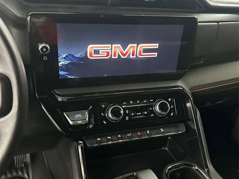 Used 2023 GMC Sierra 1500 AT4 w/ Technology Package image 20