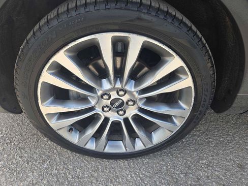 Used 2018 Lincoln MKX Reserve w/ Lincoln MKX Climate Package AWD/4WD image 29