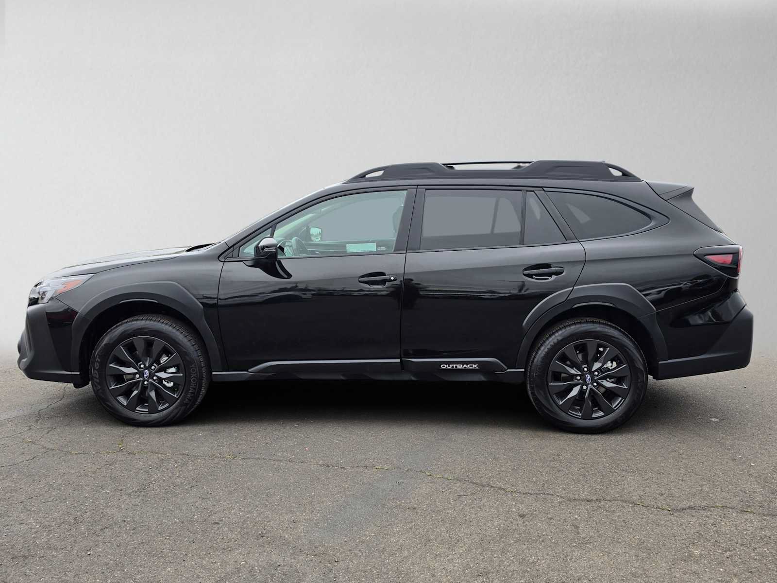 Used 2025 Subaru Outback Onyx Edition AWD/4WD image 6