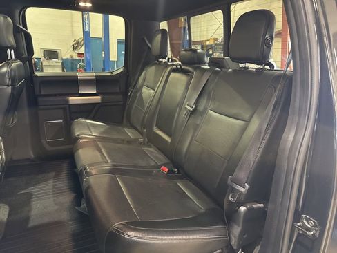 Used 2015 Ford F150 Lariat w/ Equipment Group 502A Luxury image 32