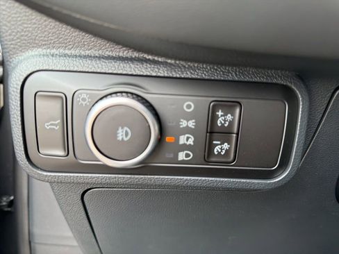 New 2026 Ford Explorer Active image 28