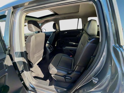 Used 2019 Volkswagen Atlas SEL image 24