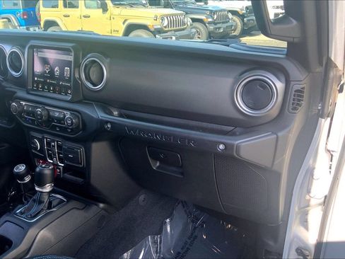 Certified 2023 Jeep Wrangler Unlimited Rubicon 4xe w/ Steel Bumper Group AWD/4WD image 18