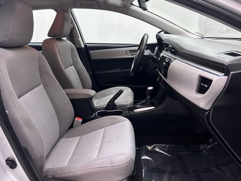 Used 2016 Toyota Corolla L image 17