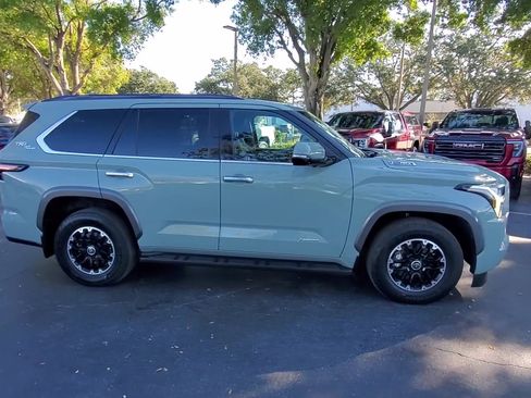 Used 2023 Toyota Sequoia Limited image 49