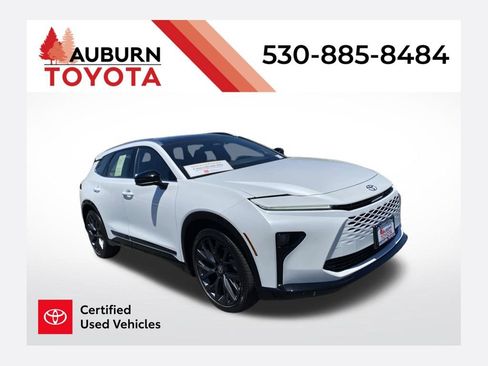 Certified 2025 Toyota Crown Signia w/ Advanced Technology Package AWD/4WD image 1