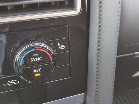 Certified 2022 Nissan Armada SL image 26