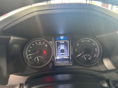 Used 2023 Toyota Tacoma TRD Sport image 42