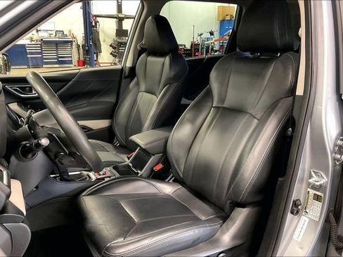 Used 2023 Subaru Forester Limited AWD/4WD image 25