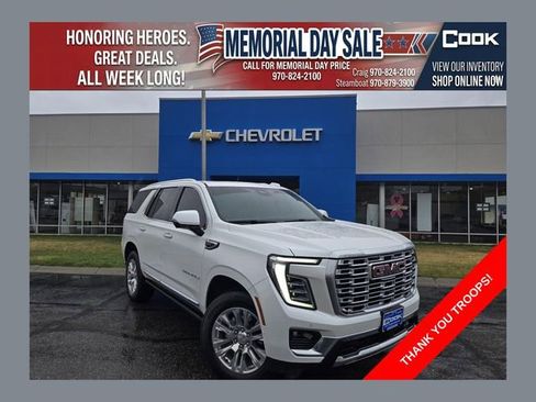 Used 2025 GMC Yukon Denali w/ Sun & Power Step Package AWD/4WD image 1