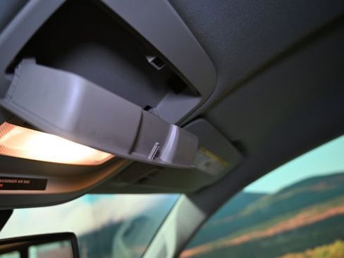 Used 2016 Chevrolet Colorado LT w/ LT Convenience Package image 46