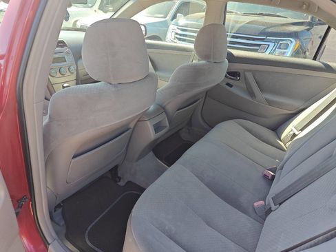 Used 2009 Toyota Camry LE image 8
