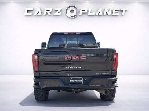 Used 2024 GMC Sierra 3500 Denali w/ Denali Reserve Package image 4
