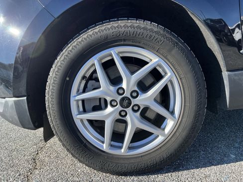 Used 2023 Ford Edge SEL image 12