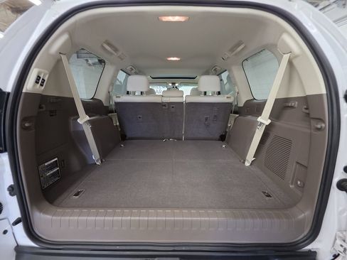 Used 2011 Lexus GX 460 Premium w/ Comfort Plus Pkg image 21