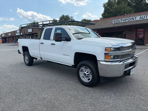 Used 2019 Chevrolet Silverado 2500 W/T w/ WT Convenience Package RWD image 3