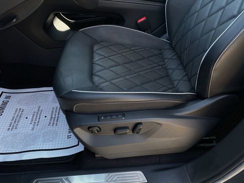 Used 2024 Volkswagen Atlas SEL Premium R-Line image 11