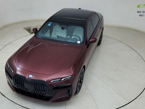 Used 2024 BMW i7 eDrive50 w/ M Sport Package RWD image 78
