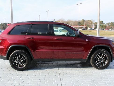 Used 2019 Jeep Grand Cherokee Trailhawk image 6