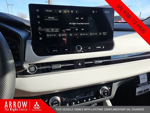 New 2026 Mitsubishi Outlander SE image 25