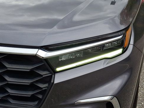 Used 2023 Honda Pilot LX image 16