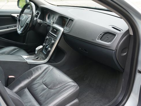 Used 2013 Volvo S60 T5 image 13