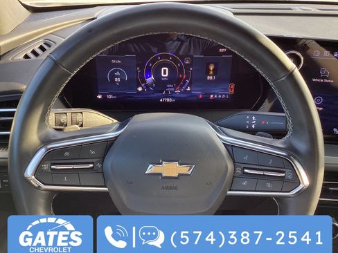Used 2024 Chevrolet Traverse LT FWD image 33