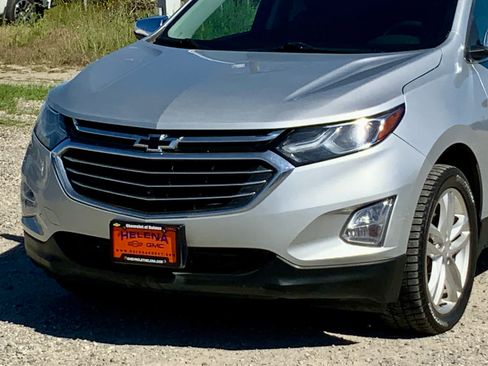 Used 2019 Chevrolet Equinox Premier AWD/4WD image 9