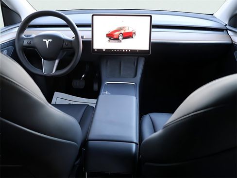 Used 2023 Tesla Model Y Long Range image 13