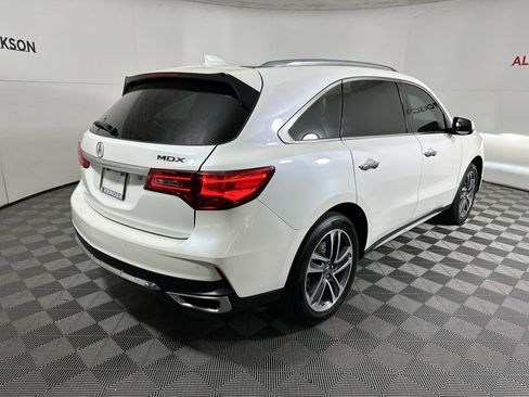 Used 2018 Acura MDX FWD w/ Advance Package image 3