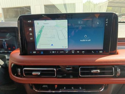 Used 2025 Lincoln Aviator Reserve w/ Equipment Group 201A AWD/4WD image 8