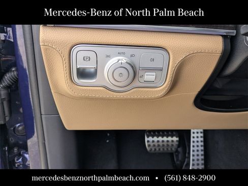 New 2026 Mercedes-Benz GLS 580 4MATIC image 24