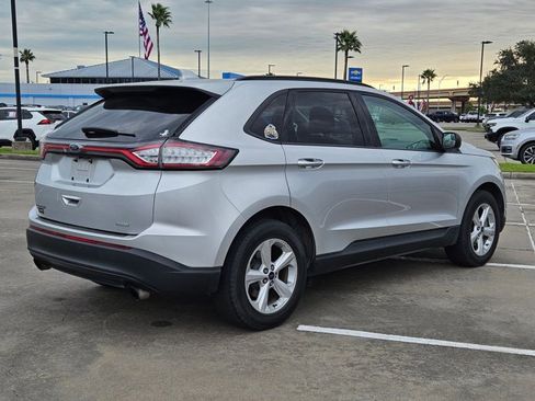 Used 2015 Ford Edge SE image 5
