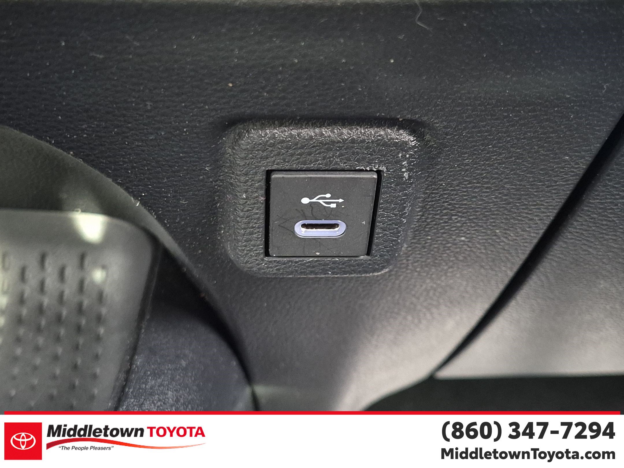 Used 2024 Toyota Corolla LE FWD image 26