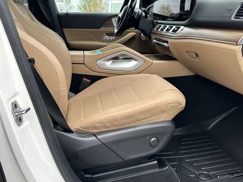 Used 2024 Mercedes-Benz GLE 350 4MATIC w/ AMG Line Exterior image 14