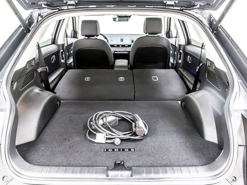 Used 2023 Hyundai Ioniq 5 SEL RWD image 38