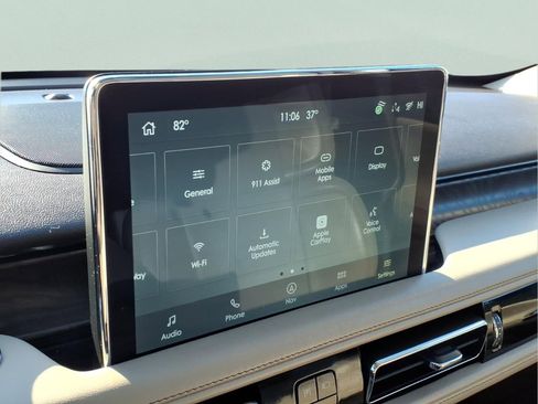 Used 2021 Lincoln Aviator Reserve w/ Equipment Group 202A image 35