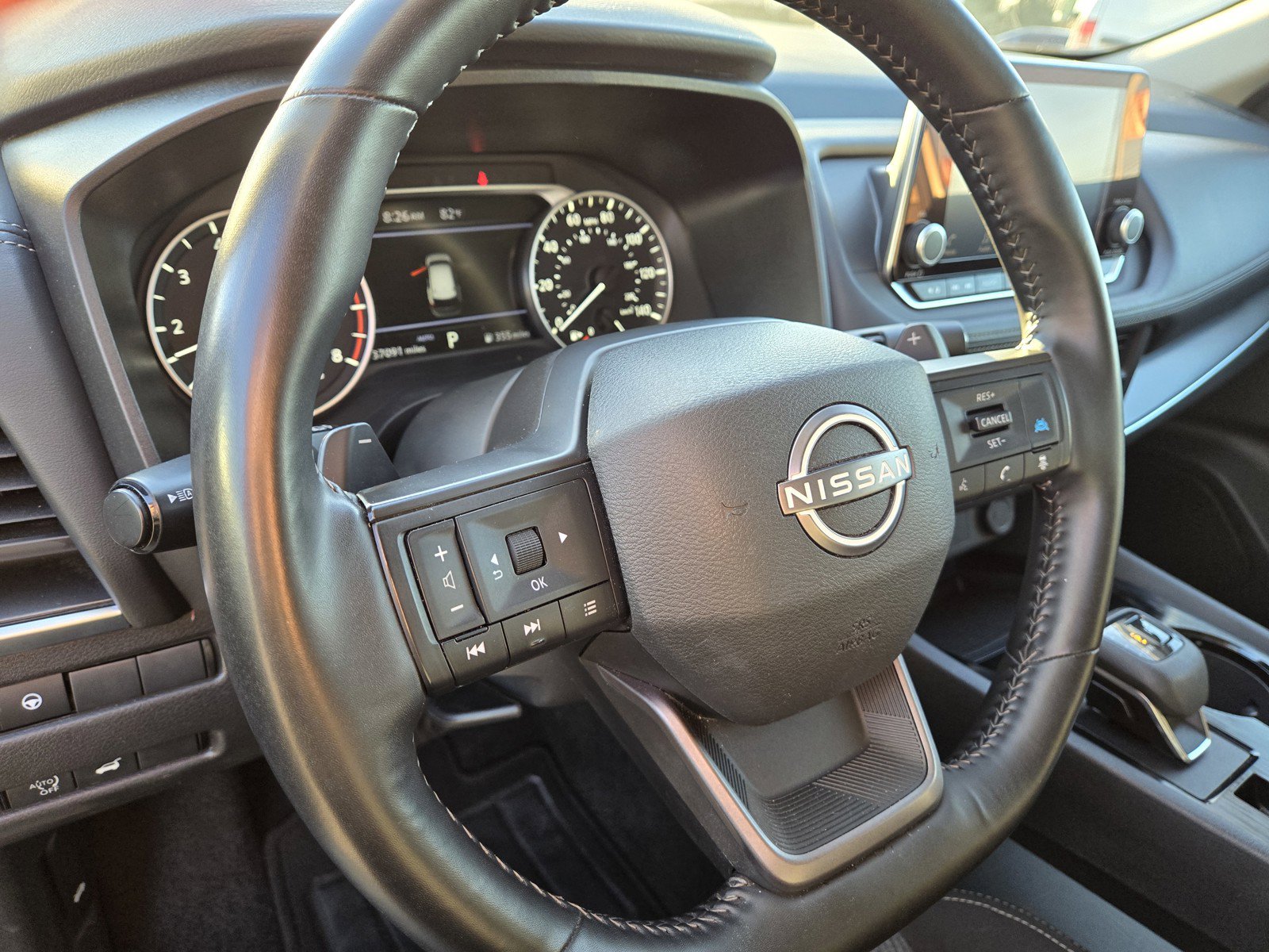 Certified 2025 Nissan Rogue SV AWD/4WD image 14