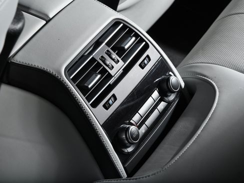 Used 2014 BMW M6 Gran Coupe RWD image 31