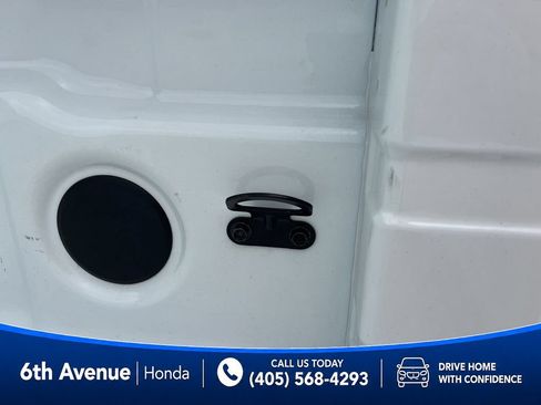 Used 2023 Nissan Frontier PRO-4X w/ Tow Package AWD/4WD image 15