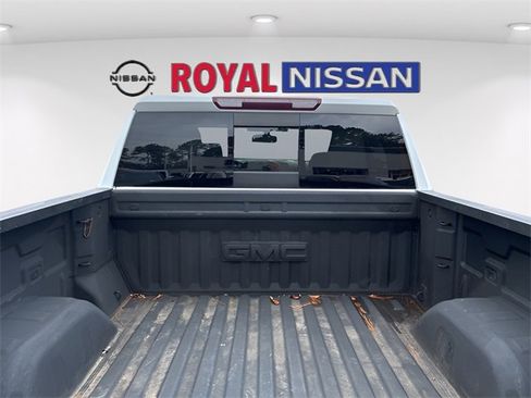 Used 2021 GMC Sierra 1500 SLT w/ SLT Premium Plus Package image 9