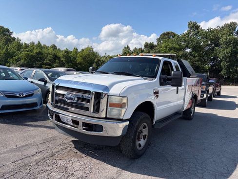 Used 2009 Ford F350 XL AWD/4WD image 2