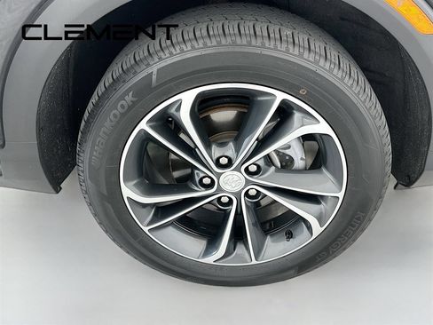 Used 2023 Buick Encore GX Select w/ Safety Package II AWD/4WD image 35