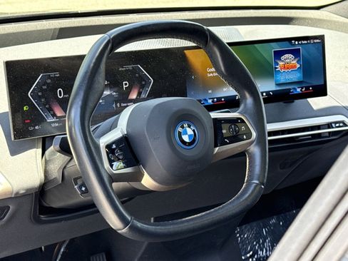 Used 2024 BMW iX xDrive50 w/ Premium Package AWD/4WD image 14
